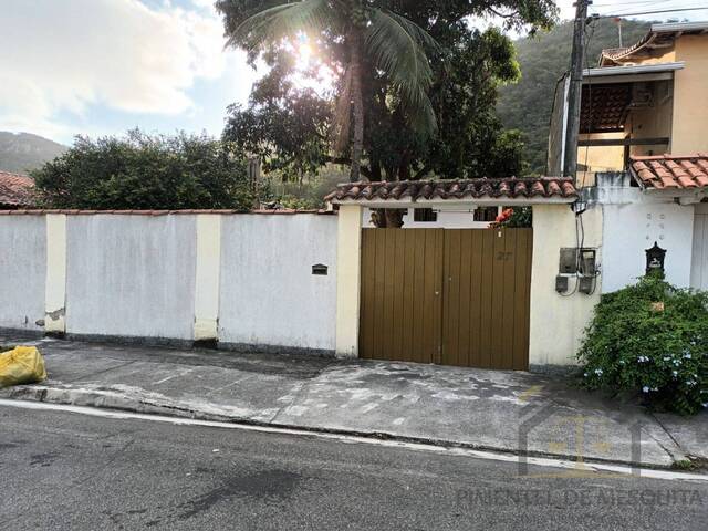 #21 - Casa para Venda em Niterói - RJ - 1