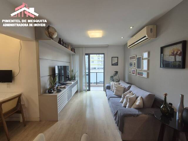 #208 - Apartamento para Venda em Niterói - RJ