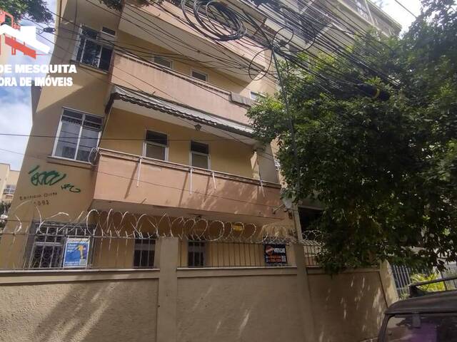 #210 - Apartamento para Venda em Rio de Janeiro - RJ